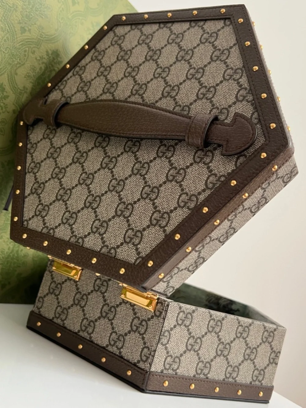 Gucci Women's Bag Rigid Jewelry Accessory Case Beaty Box GG Canvas Gold Lock Key